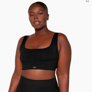 Set Active Black SCULPTFLEX® BOX CUT BRA (NEVER WORN- TAGS STILL ON)